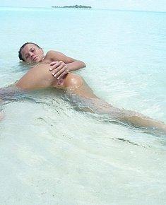nude beach girls