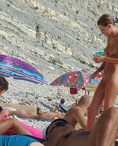 PRETTY NUDE GIRLS