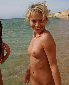 NAKED NUDIST WOMAN