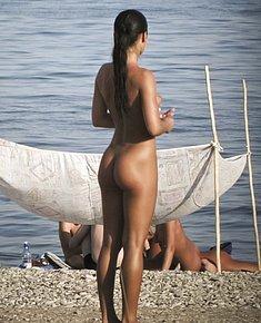 BEACH PUSSY