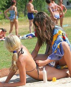 NUDIST ASS