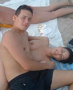 NUDE GIRLS