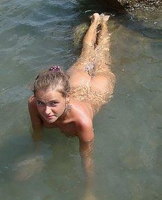 doggy pose on beach