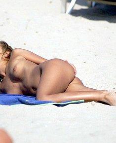 NAKED NUDIST WOMAN