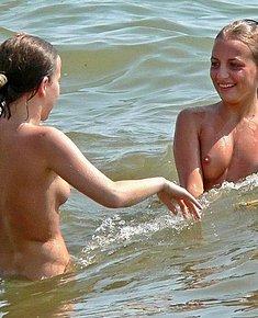NUDIST VAGINA