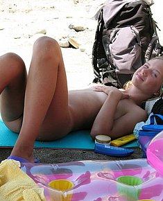 NUDIST ASS