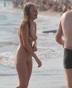 NAKED NUDIST WOMAN