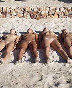 NAKED NUDIST WOMAN