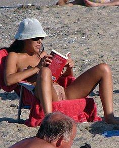 NUDE BEACH GIRLS