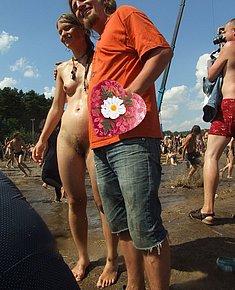 SEXY NUDE WOMAN
