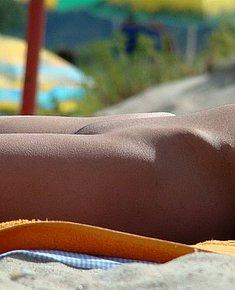 BEACH GIRL