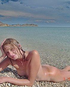 BEACH EXPOSING