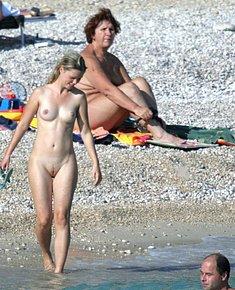 NAKED NUDIST WOMAN