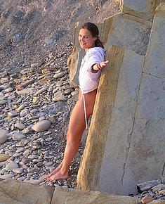BEACH CHICKS