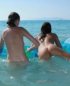 NUDE EXPOSED