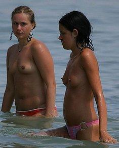 NUDE BEACH GIRLS