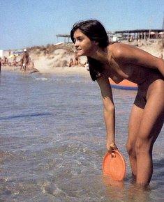 BEACH NUDITY