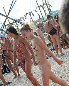 SEXY NUDE WOMAN