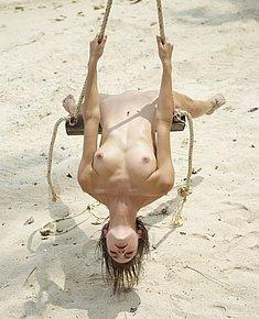 BEACH GIRL