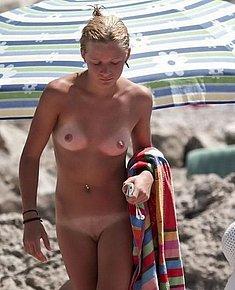 PRETTY NUDE GIRLS