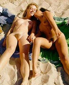 NUDIST ASS