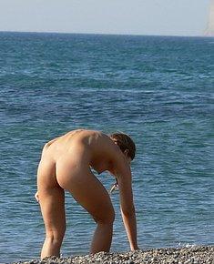 BEACH EXPOSING