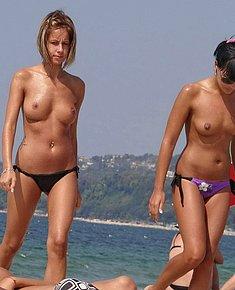 sexy nudist