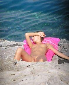 nudist ass