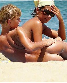 SEXY NUDE WOMAN