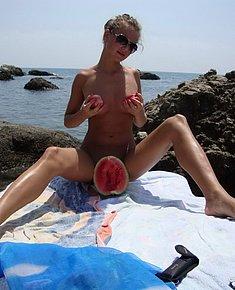 NUDIST ASS