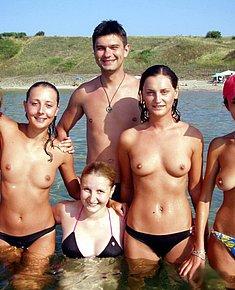 NAKED NUDIST WOMAN