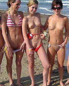 SEXY NUDE WOMAN