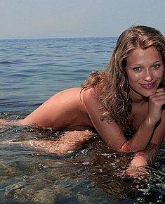 BEACH NUDITY