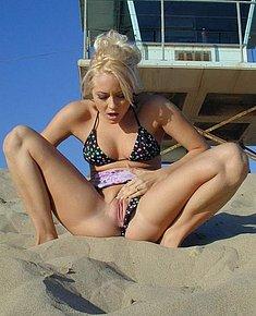 nude girls