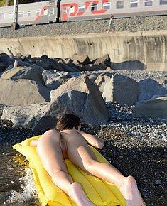 BEACH EXPOSING