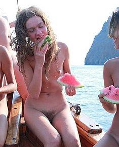 NAKED NUDIST WOMAN