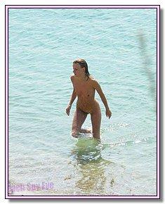 nudes nudist babes enjoys being naked at nude beaches in Cuba
