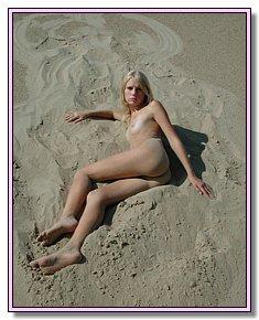 nudes female nudists offers pussy for sun under hot sun at beach