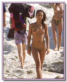 tanned bitches offers pussy for sun among nudists