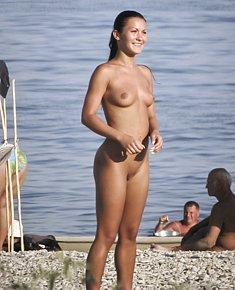 relaxed nudist chicks relaxes without clothes near beach resort jamaica