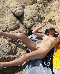 interesting ladies seduces men on the beaches of Crimea
