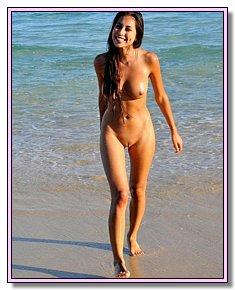 so seemly nudist chicks seduces men