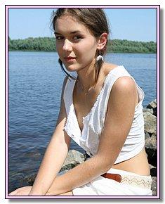 liberated sexiest girls exposes their pussy on the beach holidays