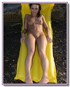 sultry blonds and brunet girls remains naked at the beach