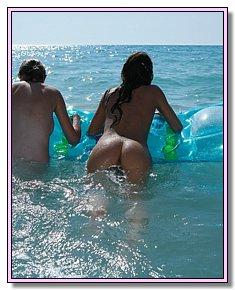 shapely nudist chicks teases men